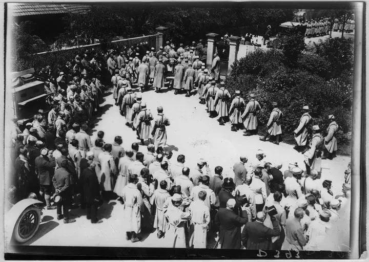 1915.06.23, Hospice, Enterrement du lieutenant-colonel Dauvilliers ; 212ème régiment d'infanterie