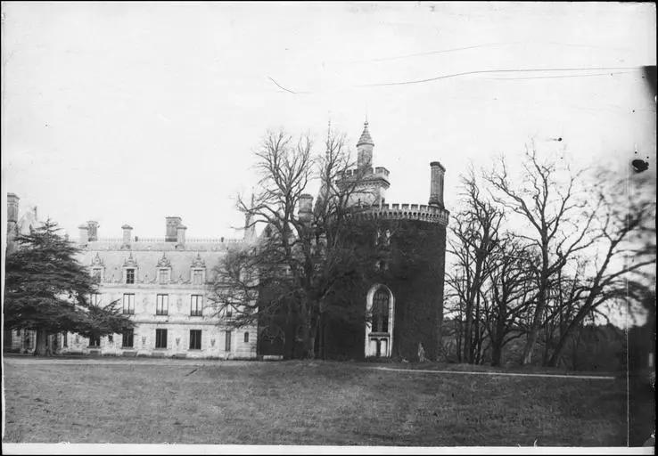 Façade du château