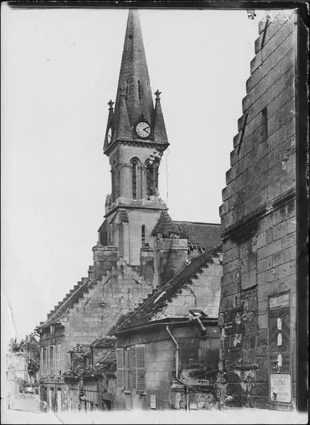 1916.10, Eglise Saint-Waast, Clocher de l'église Saint-Waast