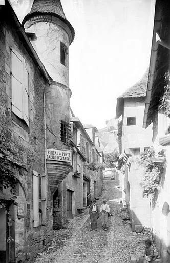 1891.09, Château, Rue conduisant au château