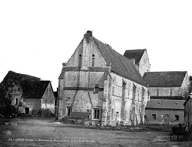 Le côté sud-ouest