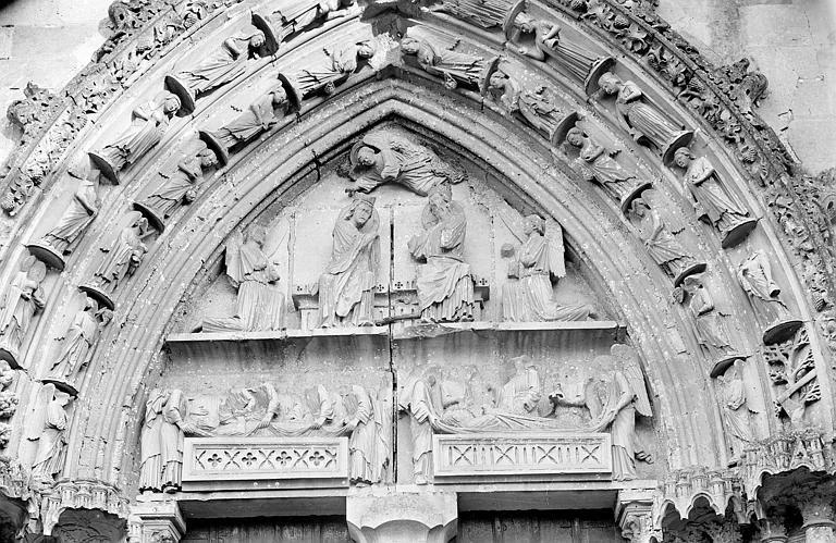 1919 (avant), Basilique Notre-Dame-de-Bonne-Garde ; Abbaye (ancienne), Portail de la façade ouest : Tympan et voussures