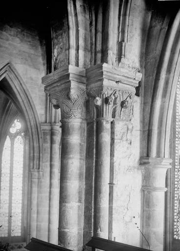 1914 (avant), Eglise Saint-Maurice, Chapiteaux