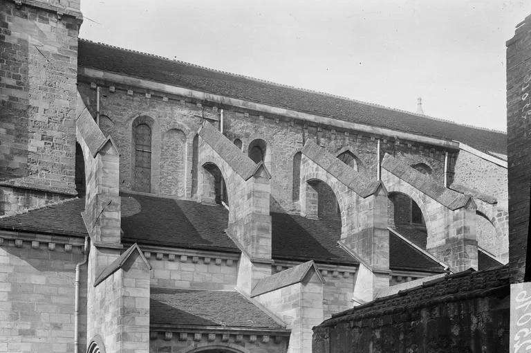 1914 (avant), Eglise Saint-Maurice, Façade latérale