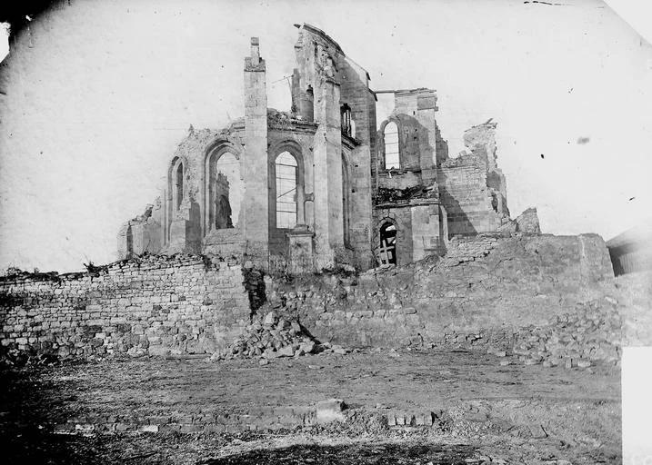 Ruines, abside