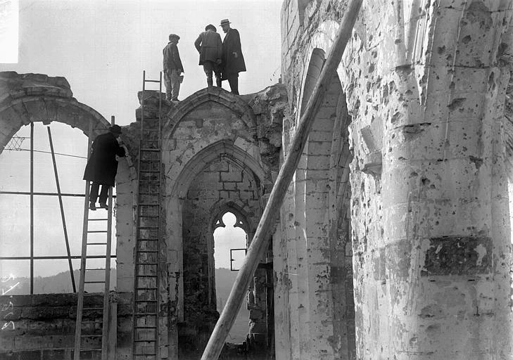 1920, Eglise, Ruines, fenêtres