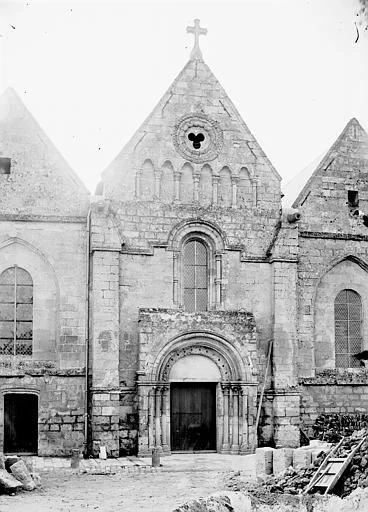 Eglise, Façade ouest