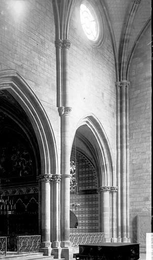 Eglise abbatiale (ancienne), Vue diagonale