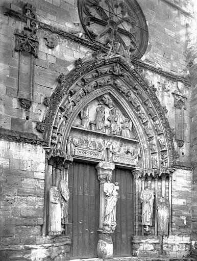 Eglise de l'ancienne abbaye  ;  Basilique Notre-Dame-de-Bonne-Garde, Portail