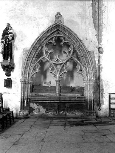 1918, Eglise Saint-Augustin, Tombeau