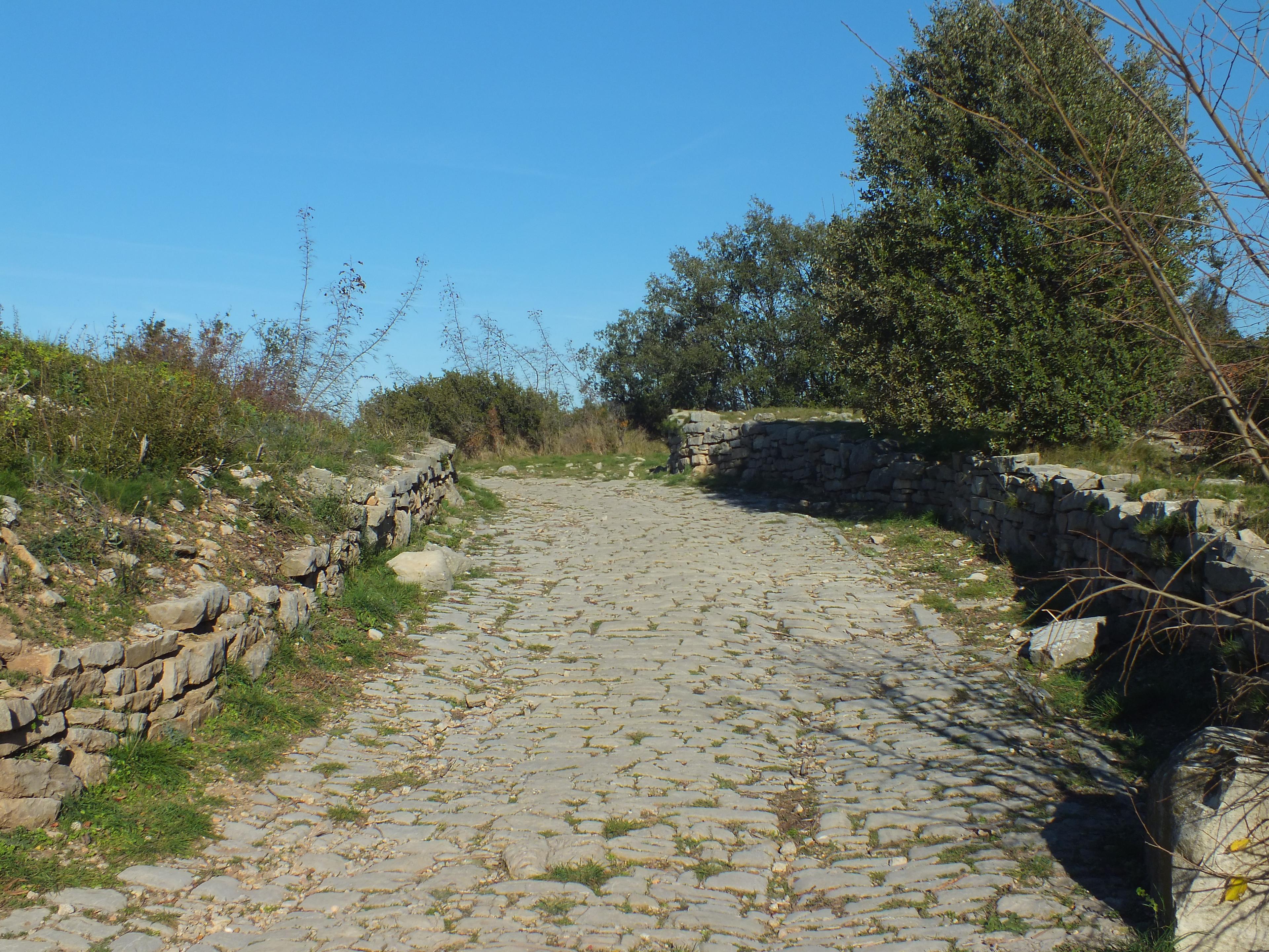 Ambrussum South Gate Paved Road 0403