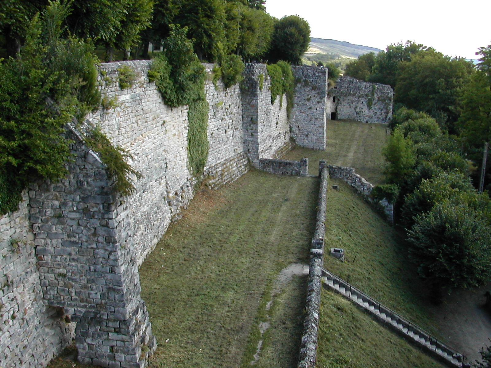 Chateau-Thierry castle fortification