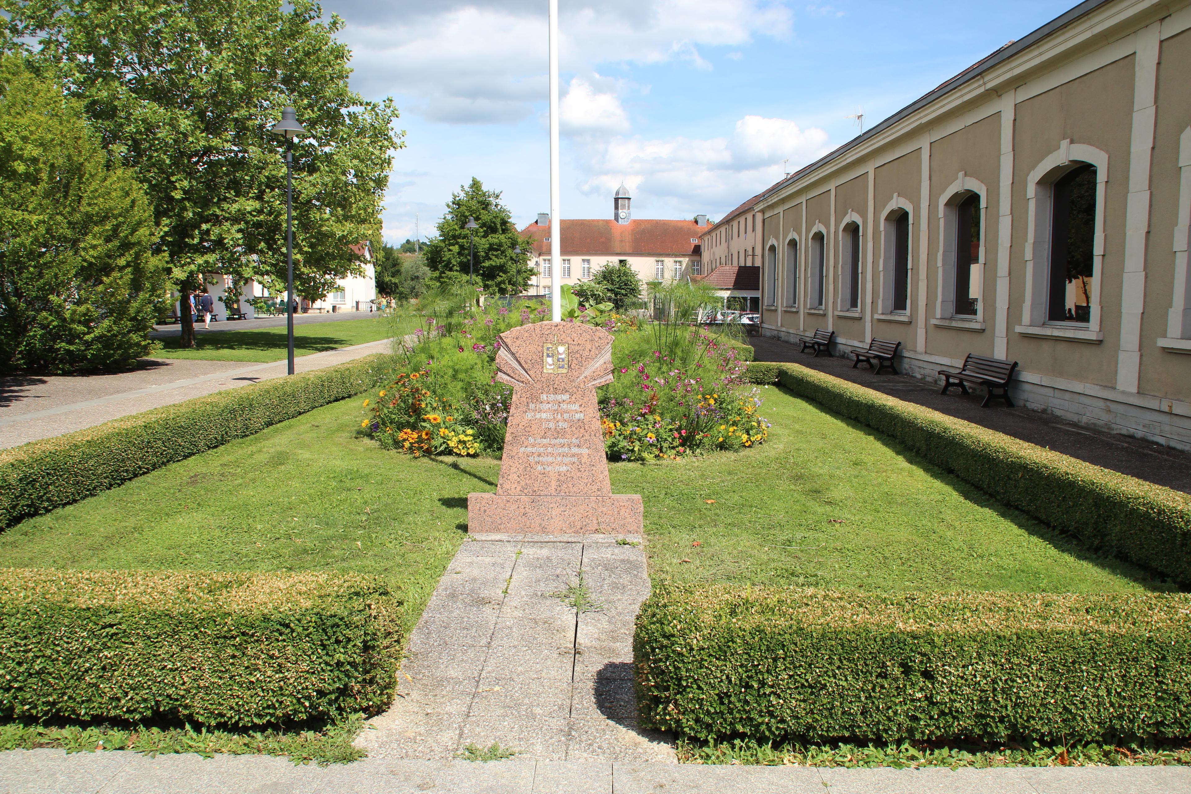 Bourbonne-les-Bains en 2013 08